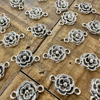 20pc Flower Link Connector Charms