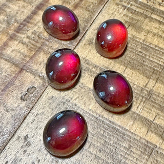 16x12mm Grade AAA Garnet Oval Cabochon